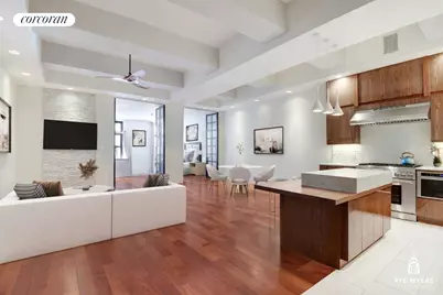 529 W 42nd Street #5R, New York City, NY 10036 - Photo 2