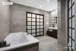 529 W 42nd St, New York City, NY 10036 - Photo 8