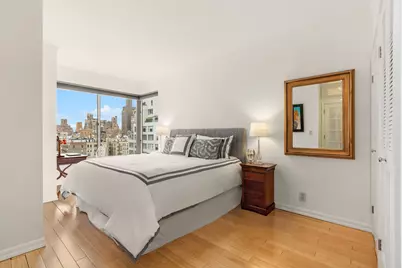 200 E 69th Street #16E, New York City, NY 10021 - Photo 12