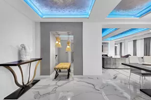 340 W 57th St, New York City, NY 10019 - Photo 22