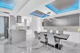 340 W 57th St, New York City, NY 10019 - Photo 6