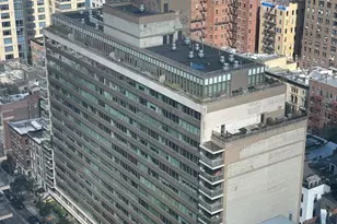 315 W 70th St, New York City, NY 10023 - Photo 8