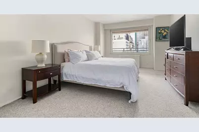 303 E 57th Street #11F, New York City, NY 10022 - Photo 10
