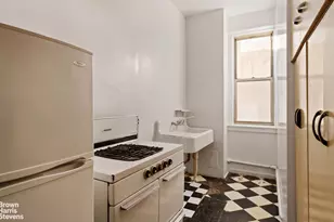 320 W 86th St, New York City, NY 10024 - Photo 6
