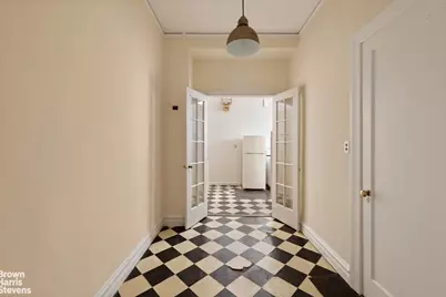 320 W 86th Street #5A, New York City, NY 10024 - Photo 4