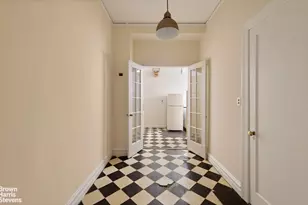 320 W 86th St, New York City, NY 10024 - Photo 4