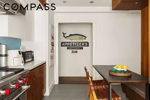 320 E 72nd St, New York City, NY 10021 - Photo 4