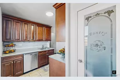 1020 Grand Concourse #17-V, New York City, NY 10451 - Photo 6