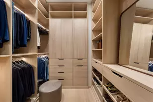 252 E 57th St, New York City, NY 10022 - Photo 16