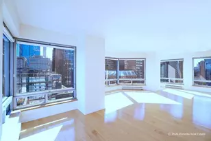 301 W 57th St, New York, NY 10019 - Photo 4