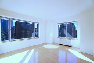 301 W 57th St, New York, NY 10019 - Photo 26