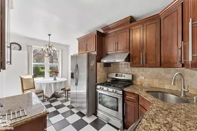 85-71 67th Avenue, New York City, NY 11374 - Photo 6