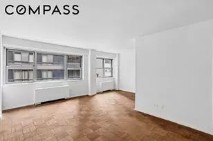 330 E 49th St, New York City, NY 10017 - Photo 2