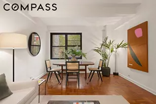251 W 74th St, New York City, NY 10023 - Photo 2