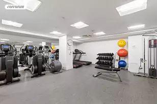 200 E 74th St, New York, NY 10021 - Photo 8