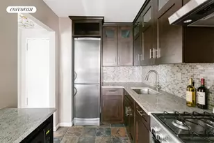 200 E 74th St, New York City, NY 10021 - Photo 4