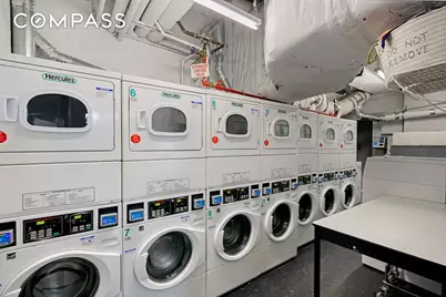 153 E 57th Street #17F, New York, NY 10022 - Photo 6