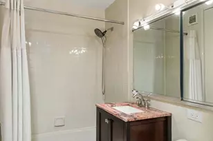 531 Main St, New York, NY 10044 - Photo 10