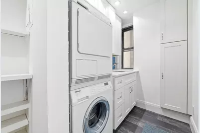 225 E 79th Street #5CD, New York City, NY 10075 - Photo 2