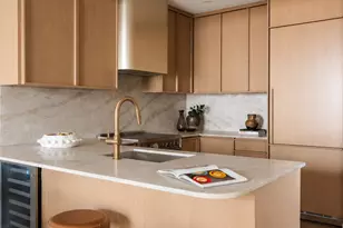 215 Calyer St, New York City, NY 11222 - Photo 4