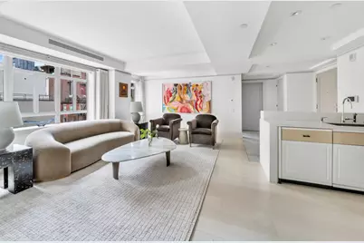 21 E 61st Street #6A, New York City, NY 10065 - Photo 2