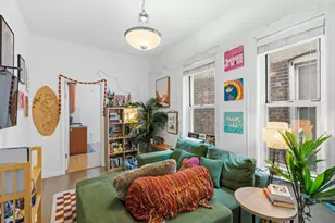 328 E 73rd St, New York City, NY 10021 - Photo 2