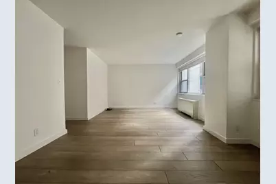 321 E 48th Street #2E, New York City, NY 10017 - Photo 20