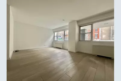 321 E 48th Street #2E, New York City, NY 10017 - Photo 12