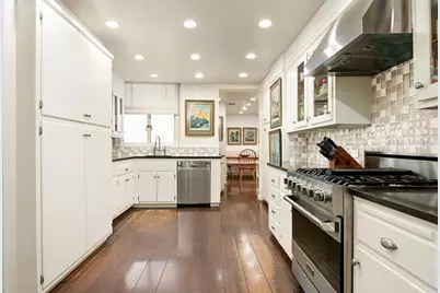 45 E 62nd Street #4A, New York City, NY 10065 - Photo 4