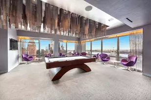 322 W 57th St, New York City, NY 10019 - Photo 14