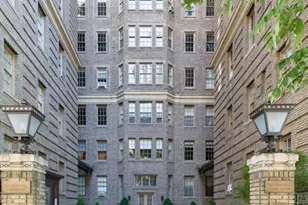 1 W 64th St, New York City, NY 10023 - Photo 2