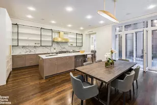 15 W 68th St, New York City, NY 10023 - Photo 6