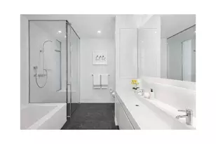 165 Charles St, New York City, NY 10014 - Photo 4