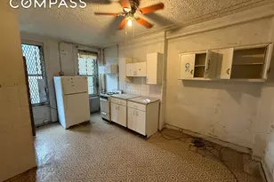 320 W 47th St, New York, NY 10036 - Photo 1