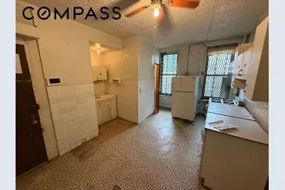 320 W 47th Street #4W, New York City, NY 10036 - Photo 2