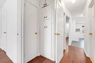1043 E 101st St, New York City, NY 11236 - Photo 14