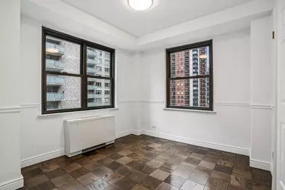 305 E 40th Street #11P, New York City, NY 10017 - Photo 6