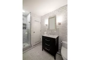 440 E 56th St, New York City, NY 10022 - Photo 12