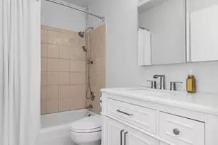 245 E 54th St, New York, NY 10022 - Photo 6