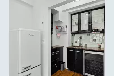 25 Tudor City Place #619, New York City, NY 10017 - Photo 8