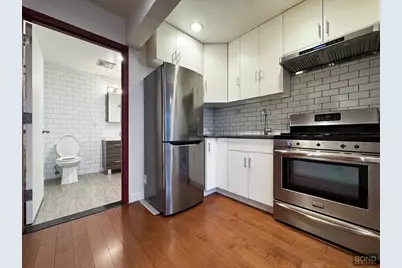 252 Broadway #3C, Brooklyn, NY 11211 - Photo 2