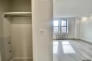 45 W 81st St, New York City, NY 10024 - Photo 14