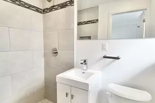 45 W 81st St, New York City, NY 10024 - Photo 8