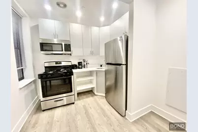45 W 81st Street #14L, New York City, NY 10024 - Photo 2