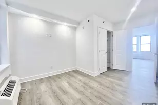 45 W 81st St, New York City, NY 10024 - Photo 8