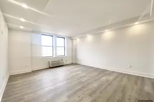 45 W 81st St, New York City, NY 10024 - Photo 4