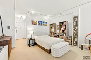 32 E 76th St, New York City, NY 10021 - Photo 12