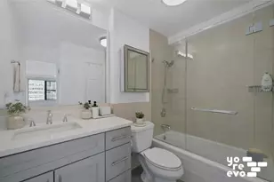 166 E 61st St, New York City, NY 10065 - Photo 8