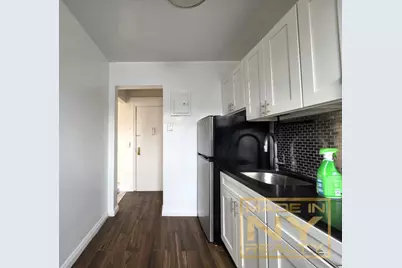 24-56 44th Street #A3, New York City, NY 11103 - Photo 2