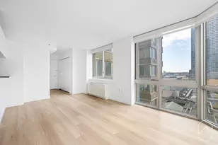 561 10th Ave, New York City, NY 10036 - Photo 4